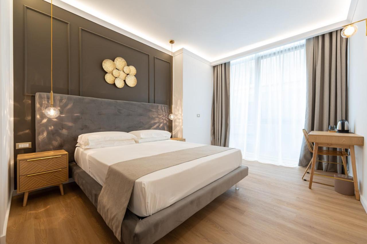 Toledo Relais Suites - By Pera Rooms Collection Nápoles Exterior foto